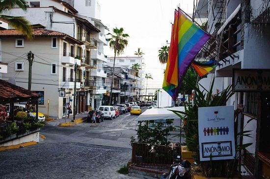 LGBT LGBT