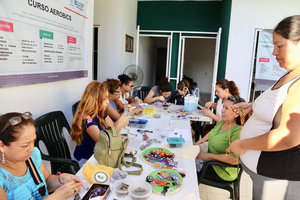 Clausura Jaime Cuevas Cursos y Talleres del Programa Hábitat 2018