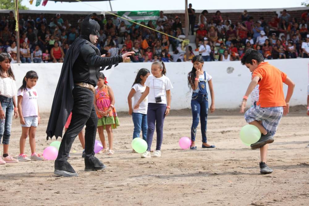 Festejan Día del Niño en Bucerías- DIF Bahía