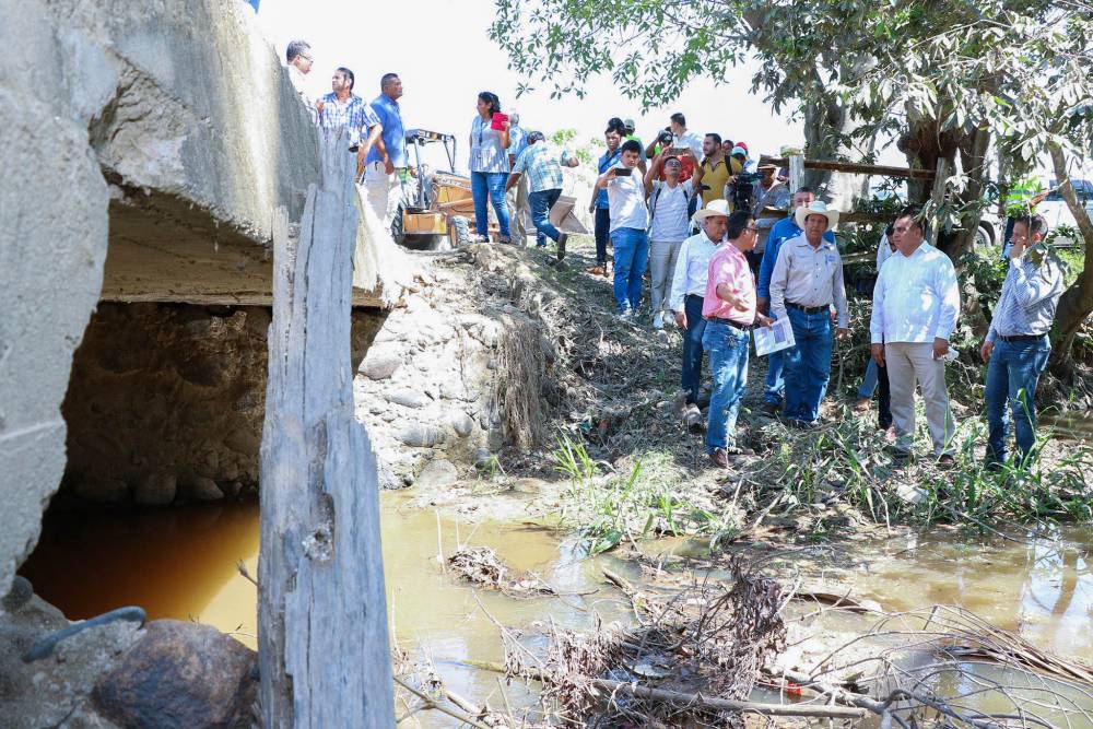 Rehabilitan el puente de la vena El Sonoral