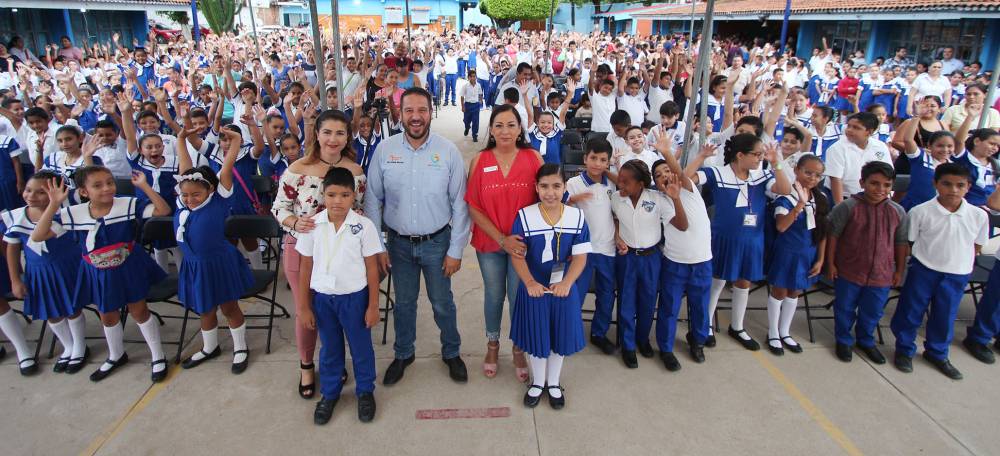 Invertir en el futuro de la niñez es invertir en el futuro de Puerto Vallarta 1 futuro de Puerto Vallarta