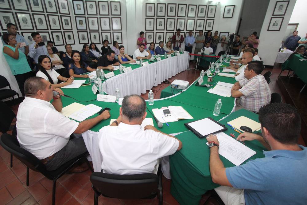 Avala ayuntamiento creación del Congreso Constituyente