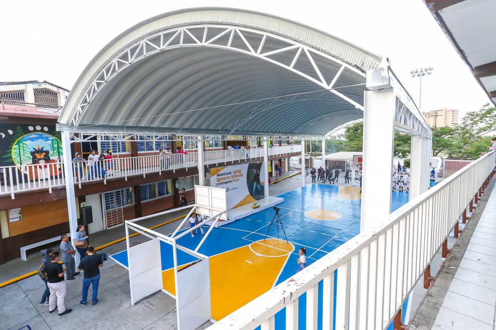 Inauguran techado en escuela Club de Leones • Noticias de Puerto Vallarta y  Bahía de Banderas