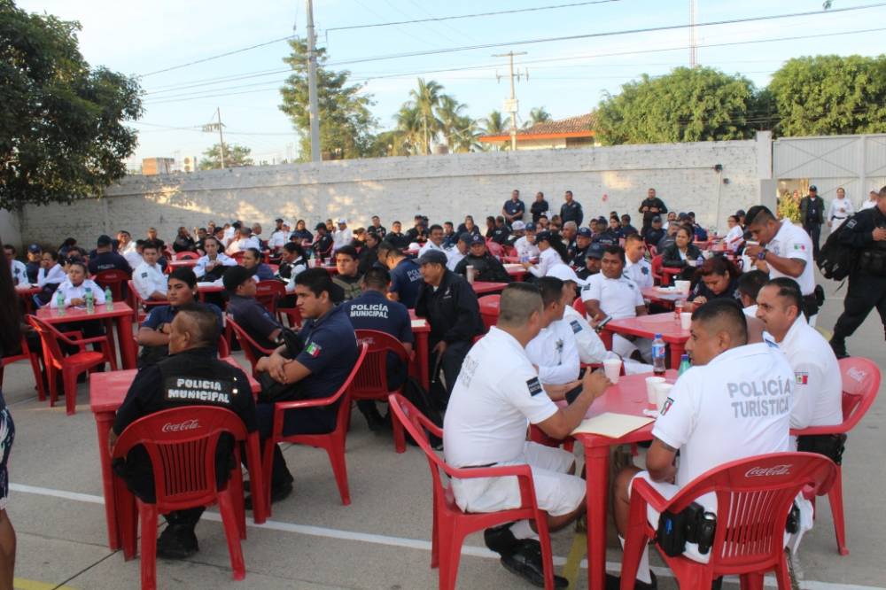 Agradecen a Seguridad Ciudadana su servicio para los ciudadanos Agradecen a Seguridad Ciudadana su servicio para los ciudadanos