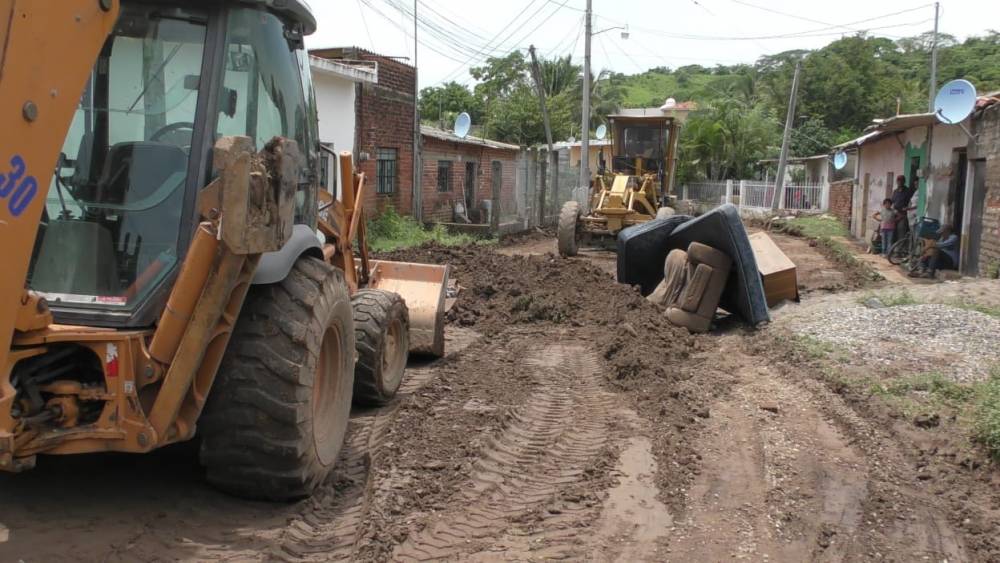 Se continua la atención de afectados por lluvias en Bahía de Banderas