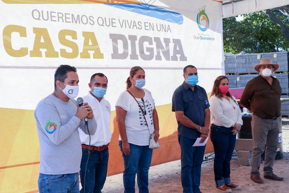 El presidente municipal afirmó que no se dejarán solas a las familias vallartenses El presidente municipal afirmó que no se dejarán solas a las familias vallartenses