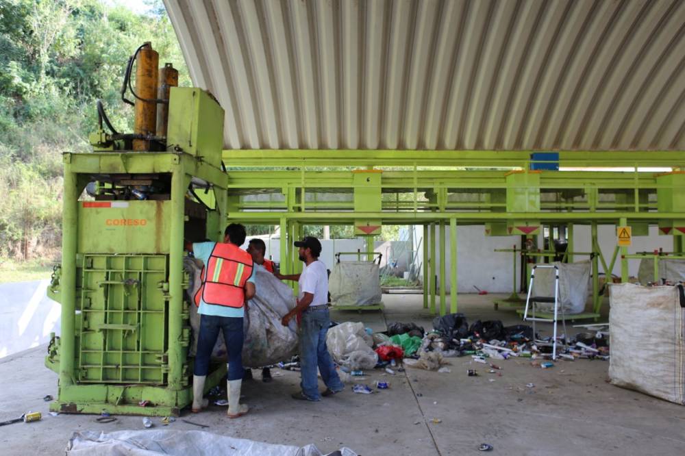 Bahía sin basura: Único Municipio en Nayarit dentro de la Norma Bahía sin basura: Único Municipio en Nayarit dentro de la Norma