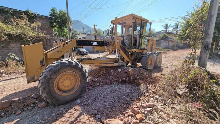 Encabeza el Profe Michel el gobierno de la obra pública 2 comunicado-276-obras-10