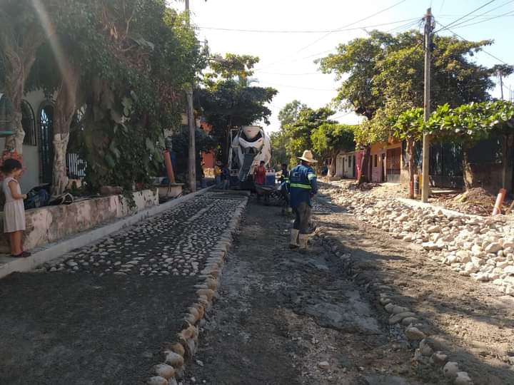 Encabeza el Profe Michel el gobierno de la obra pública 4 comunicado-276-obras-9