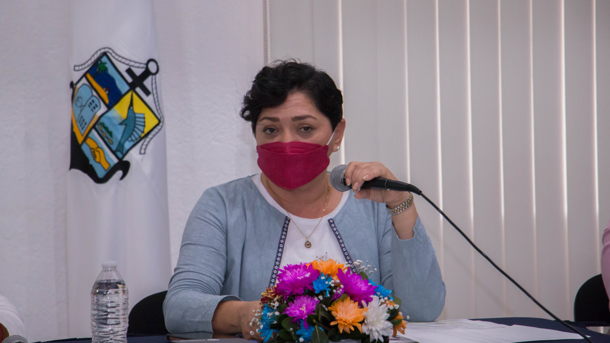 Regidora Sara Mosqueda: “La función pública debe aportar al bienestar de Vallarta” Regidora Sara Mosqueda: “La función pública debe aportar al bienestar de Vallarta”