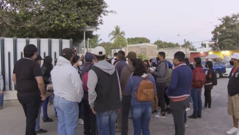 Inadecuado el módulo de vacunación del IMSS en Mezcales