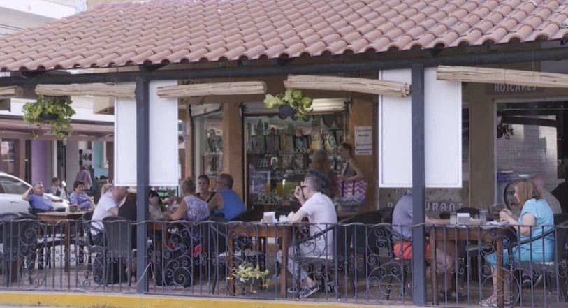 Regidor propone “Banquetas Dignas” liberando estos espacios públicos