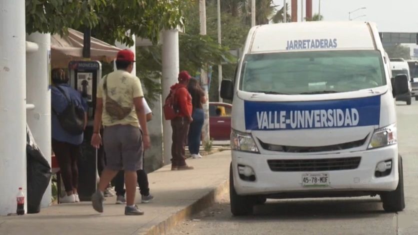 Sigue la UAN de BadeBa sufriendo la falta de transporte público