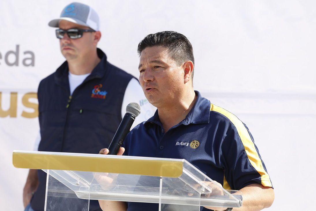 Donan sillas de ruedas a personas con discapacidad 2 COMUNICADO 520 10