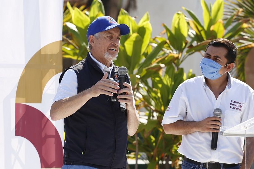 Donan sillas de ruedas a personas con discapacidad 1 COMUNICADO 520 11