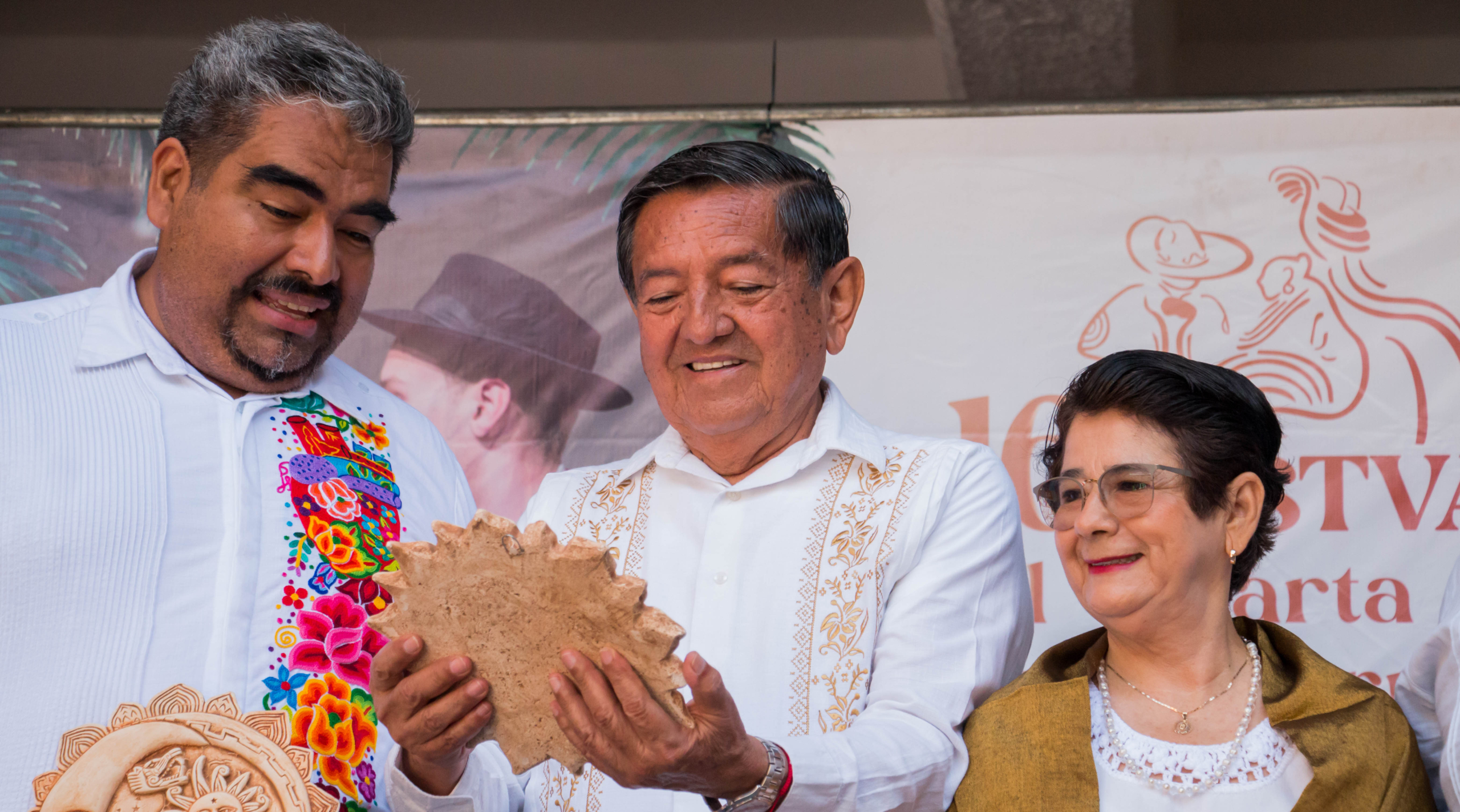 «El folclor constituye la identidad cultural de los pueblos» «El folclor constituye la identidad cultural de los pueblos»