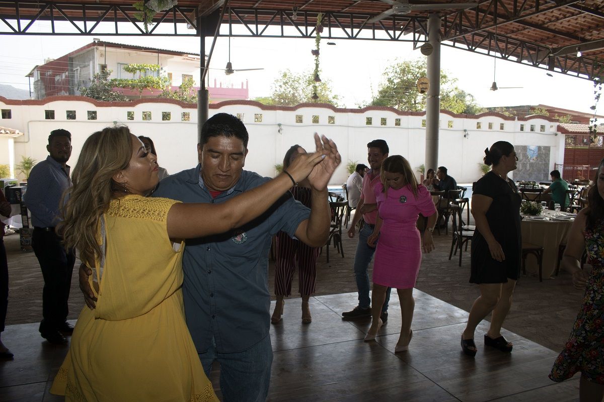 Reconocen a Maestros del COBAEJ 1 Maestros
