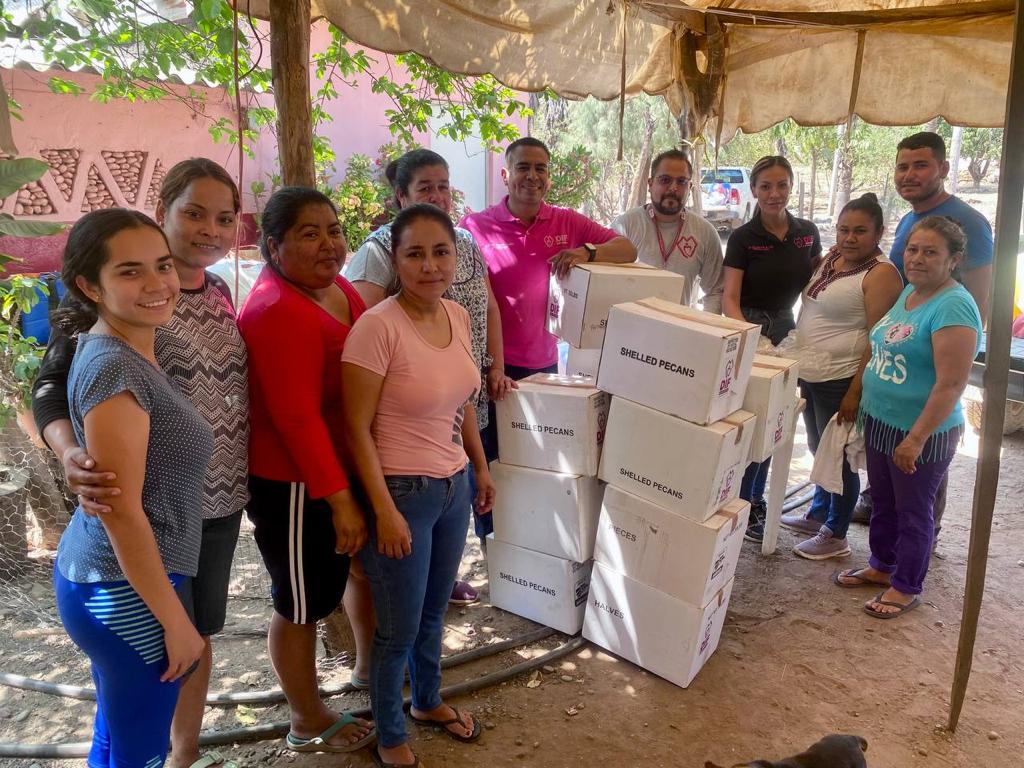 Beneficia DIF a las familias del Ahuejote Beneficia DIF a las familias del Ahuejote