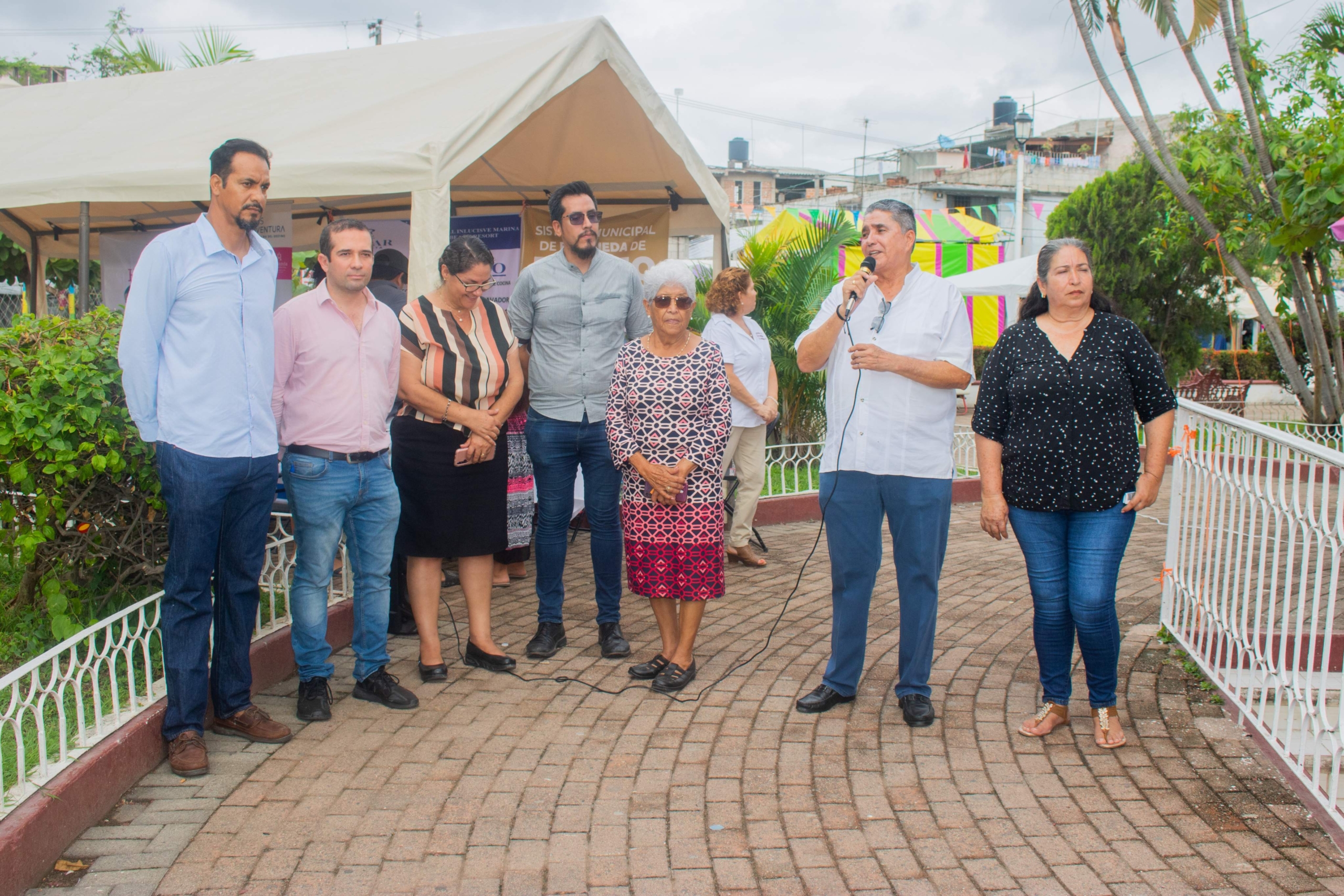 La 3ª Feria del Empleo se realiza en Ixtapa La 3ª Feria del Empleo se realiza en Ixtapa