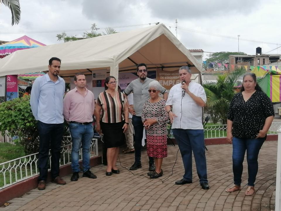 Nuevo esfuerzo por conectar a los buscadores de empleo con trabajadores