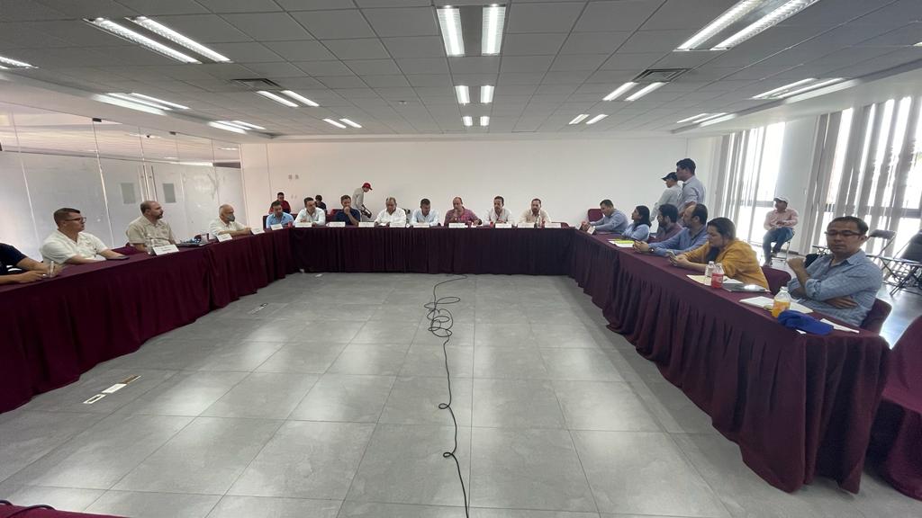 Buscan transformar el tramo carretero sur a Boca de Tomatlán