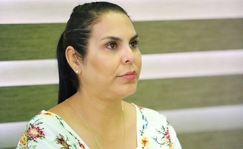 ¿»Bache Dorado»? Mirtha Villalvazo expone su visión sobre el problema de las calles en Valle Dorado