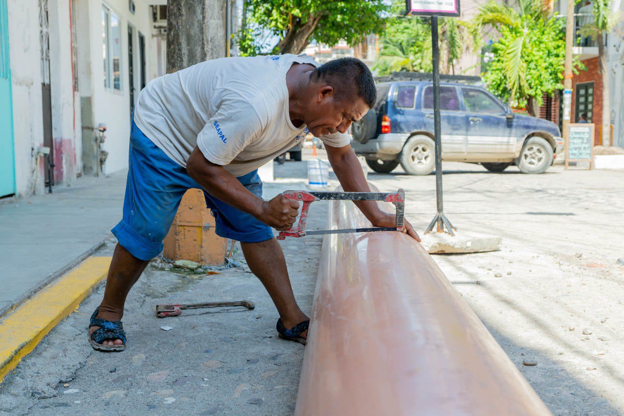 Repara SEAPAL Vallarta el colector Aquiles Serdán 2 colector
