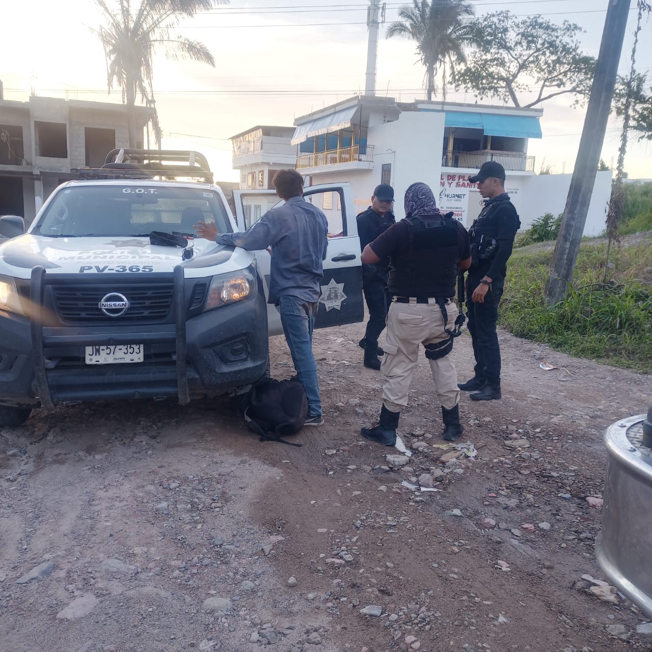 Continúan recorridos de vigilancia en las calles de las colonias de la ciudad Continúan recorridos de vigilancia en las calles de las colonias de la ciudad