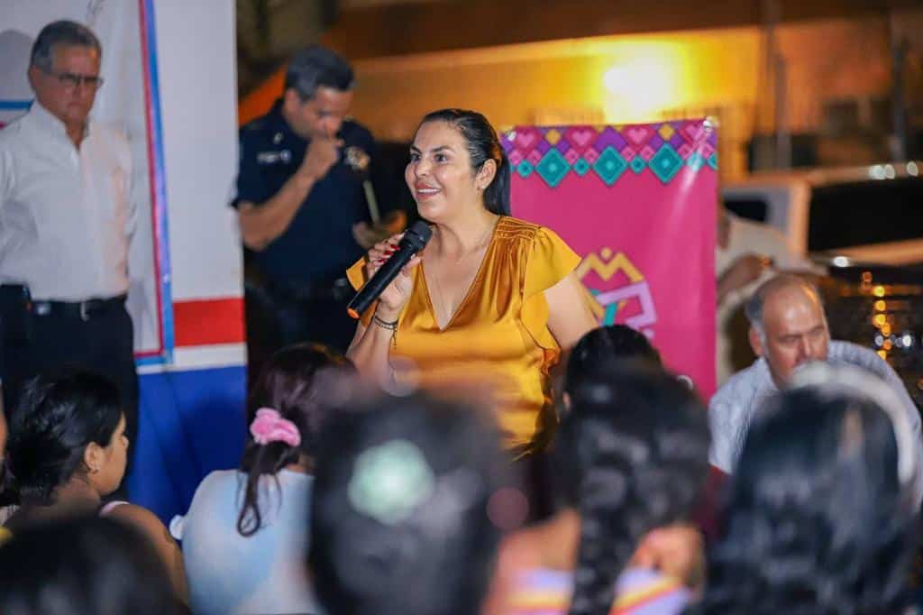 Mirtha Villalvazo trabaja de la mano con vecinos de Mezcales 5 WhatsApp Image 2022 08 10 at 2.25.42 PM 2