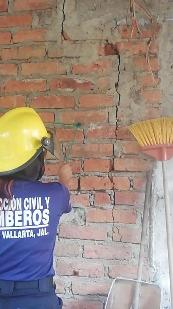Autoridades siguen adelante con la revisión de inmuebles en el municipio 1 sismos