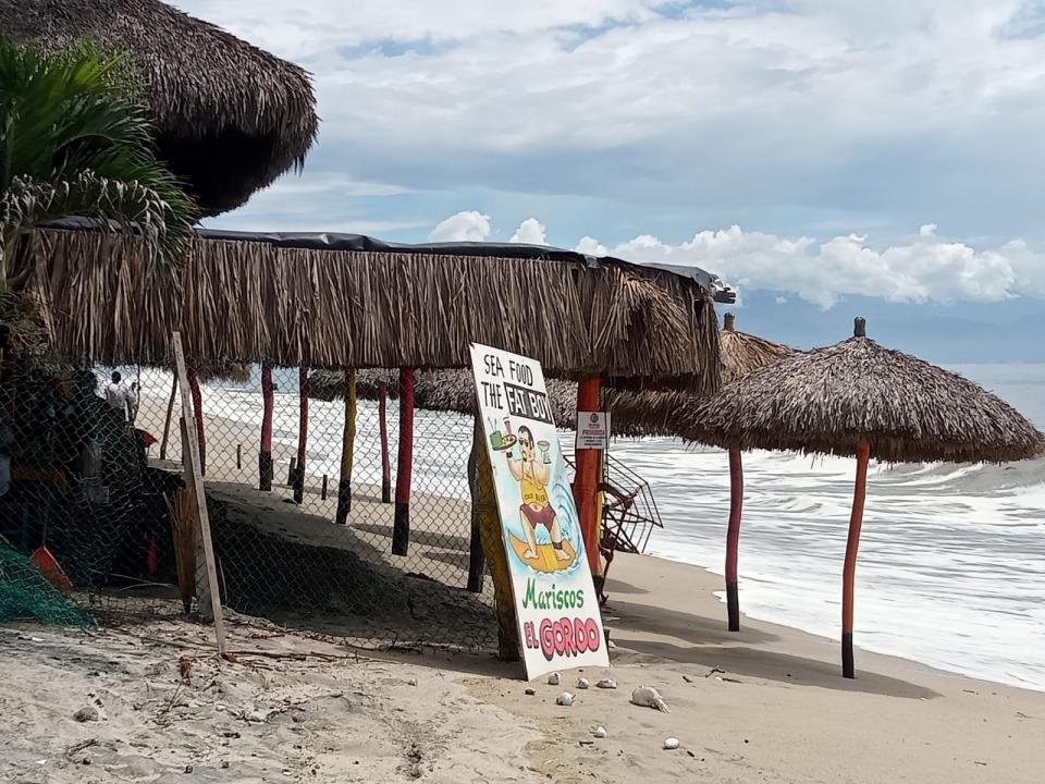 Playas de Bahía de Banderas presentan oleaje elevado