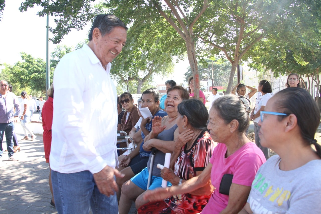 Llevan programa ‘Rescatando Parques y Plazas’ a la colonia Garza Blanca