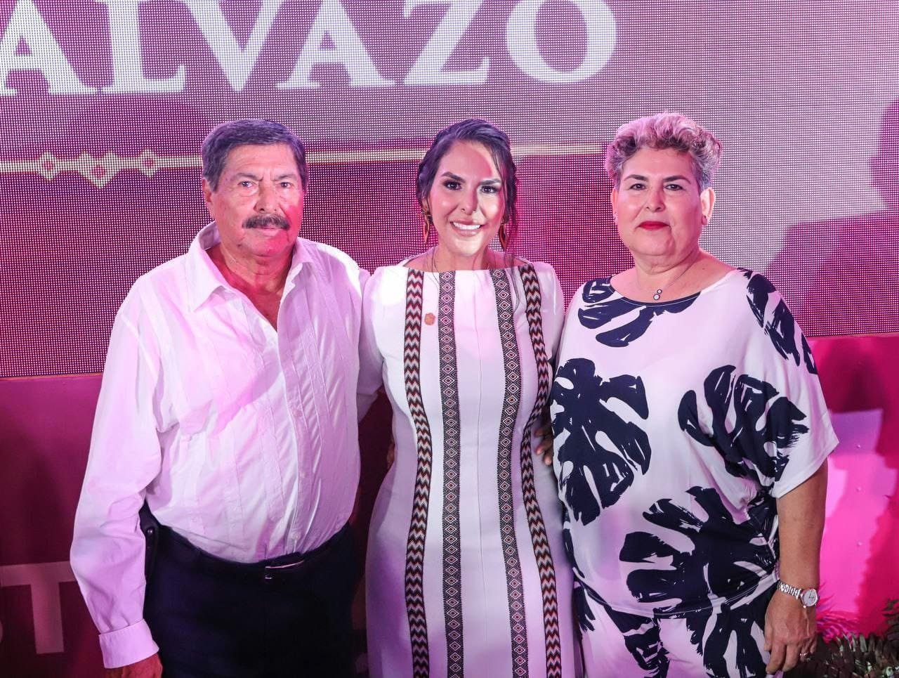 Mirtha Villalvazo