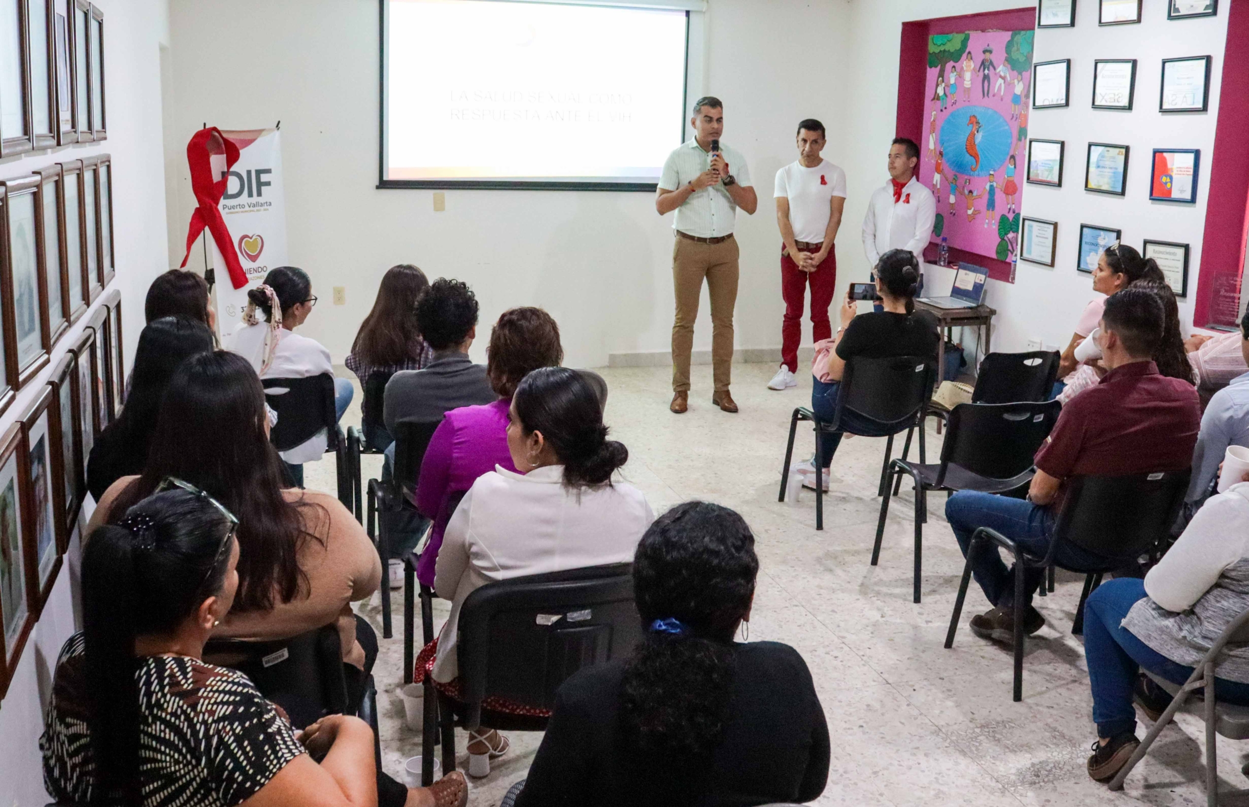 Realiza DIF conferencia “Hablemos de VIH, PREP e Igualdad” Realiza DIF conferencia “Hablemos de VIH, PREP e Igualdad”