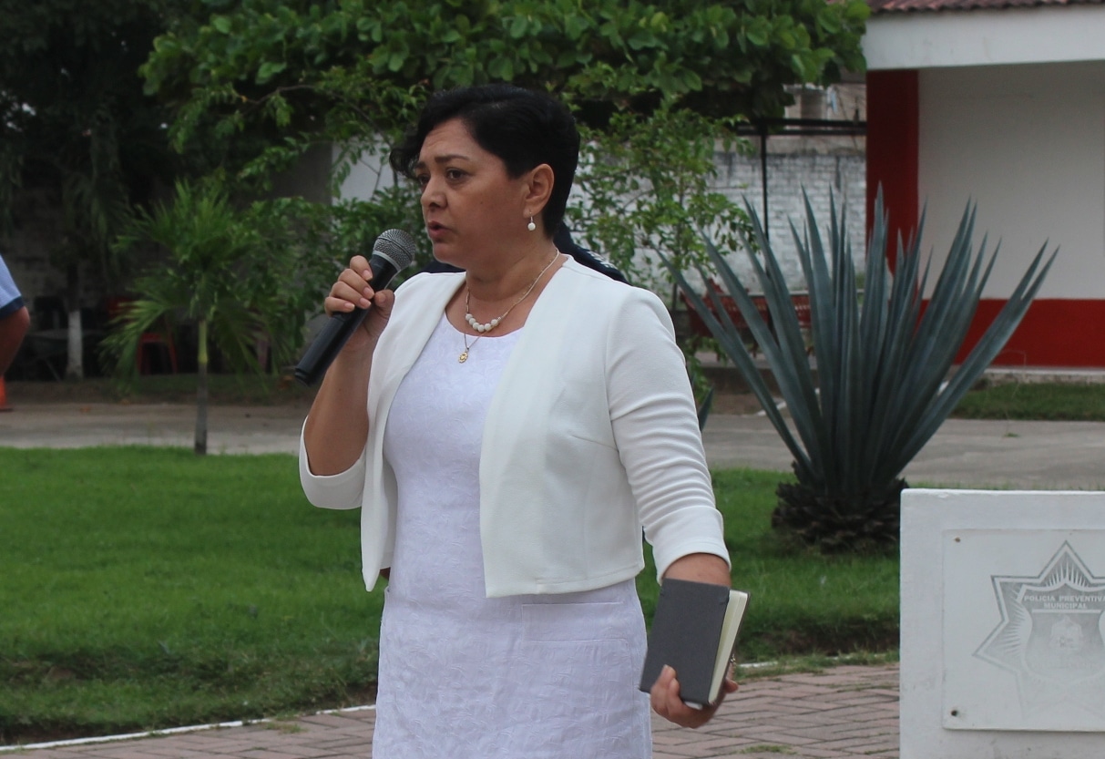 Regidora Mosqueda.