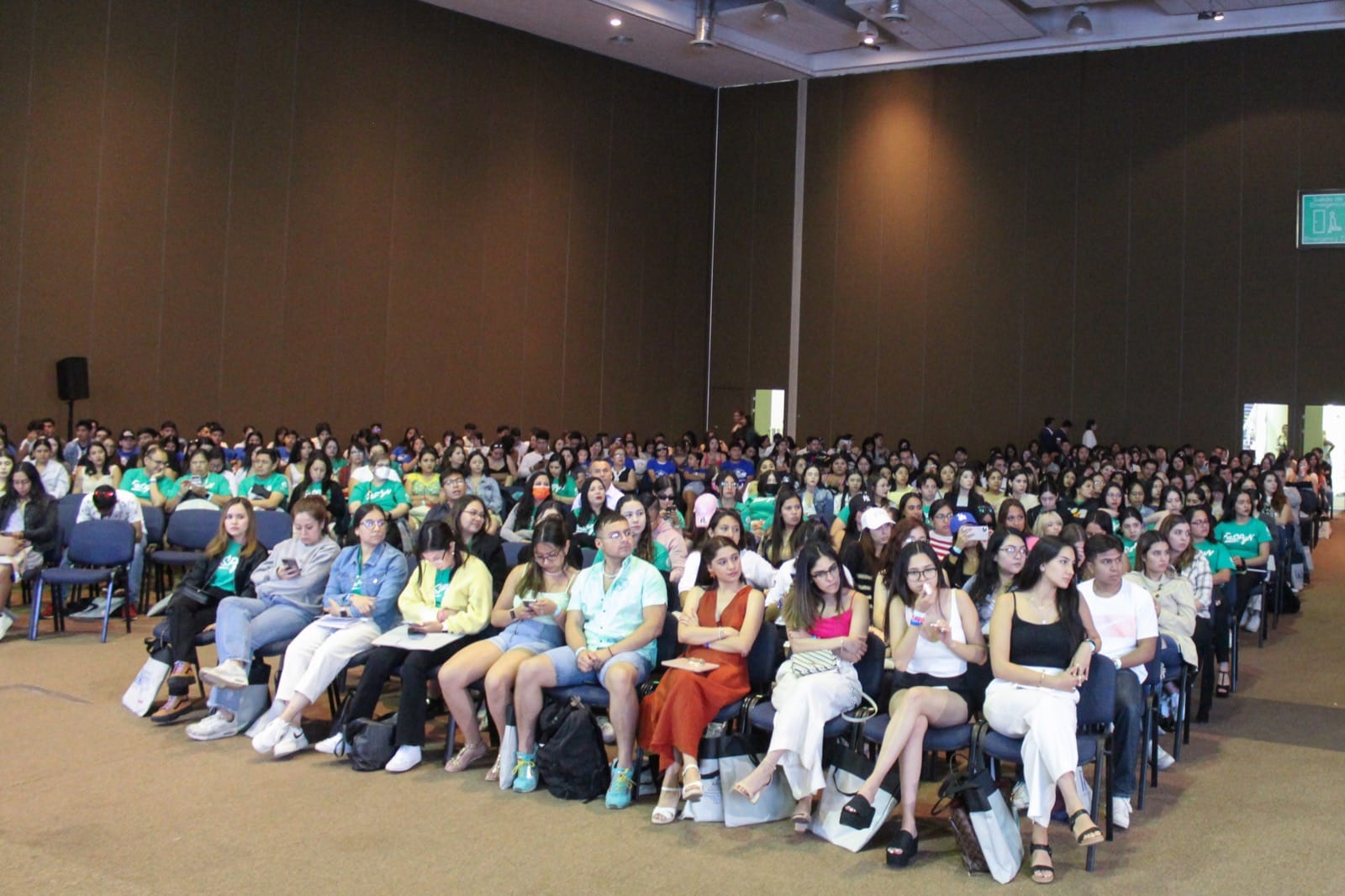 Estudiantes y especialistas en nutriología se reúnen en Puerto Vallarta 1 asistencia