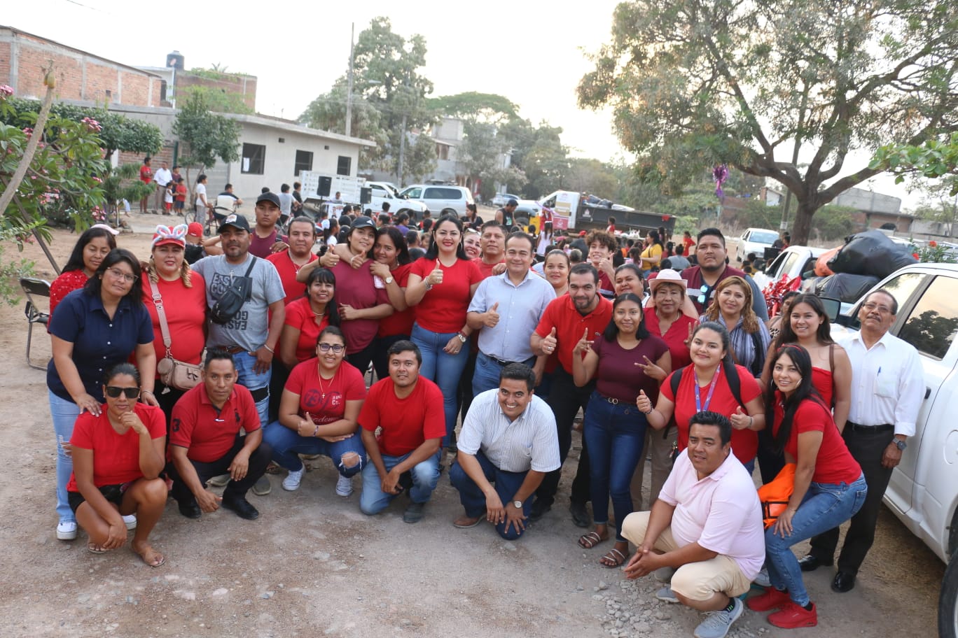Una colorida fiesta llegó a la colonia Copa del Rey Una colorida fiesta llegó a la colonia Copa del Rey