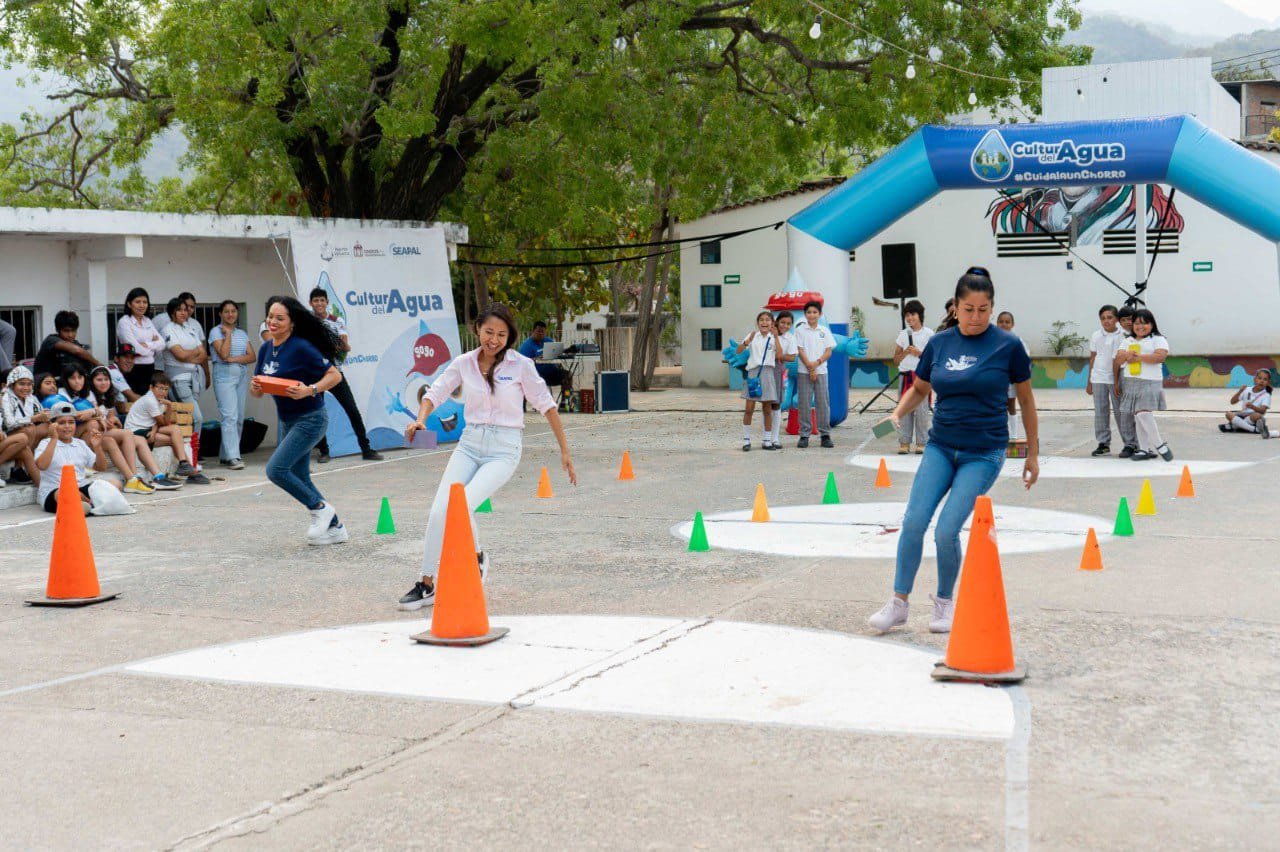 Suma SEAPAL 300 Guardianes del Agua de la Escuela Juan Escutia