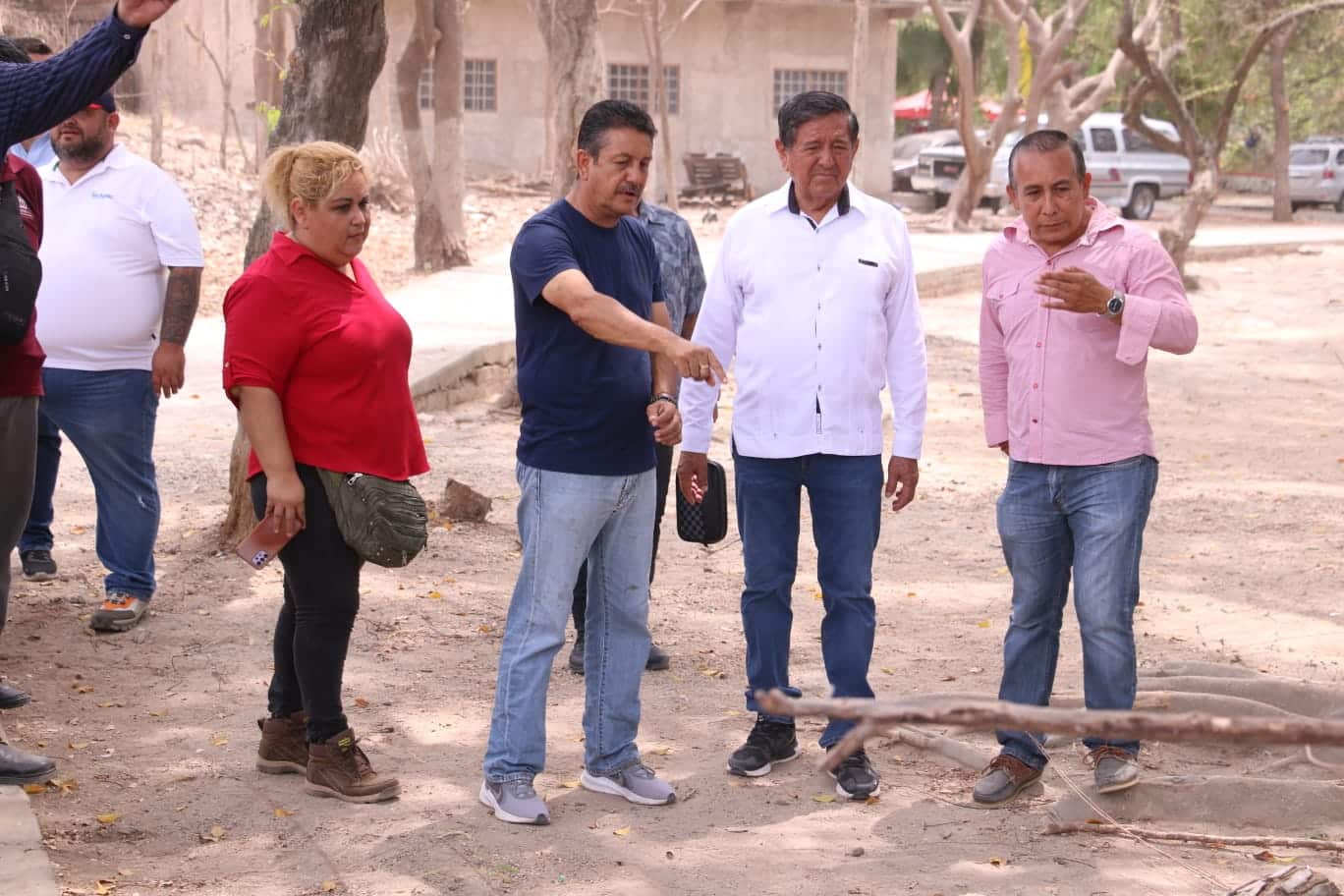 Gobierno del Profe Michel trabaja en el rescate de la Laguna del Coapinole Gobierno del Profe Michel trabaja en el rescate de la Laguna del Coapinole