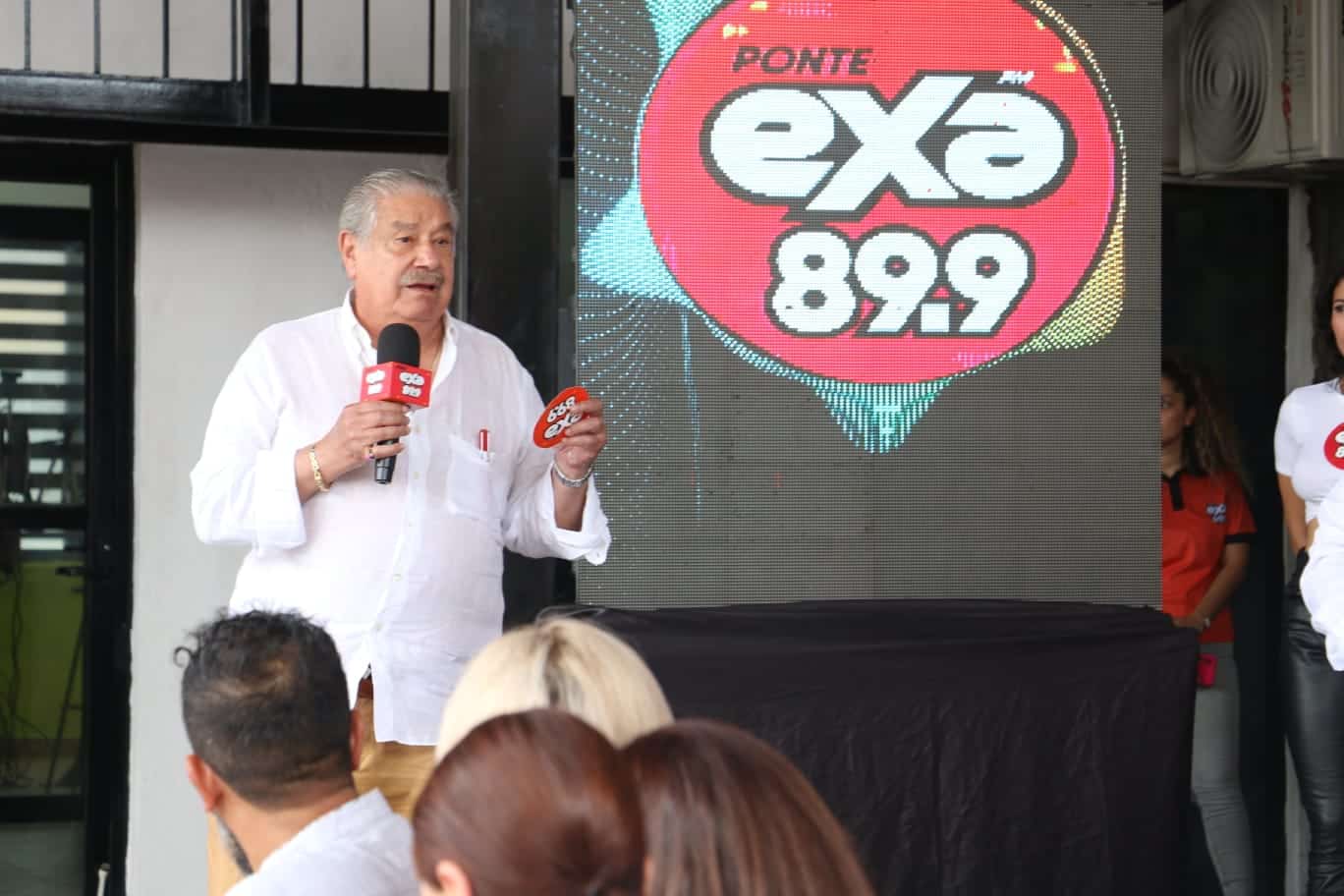 Inauguraron la nueva estación radiofónica EXA 89.9 FM 1 nueva estación radiofónica EXA, Antonio Echevarría Domínguez