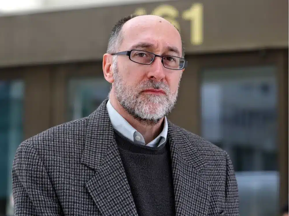 Dr. Denis Rancourt: Las inyecciones de COVID han matado a 13 millones de personas en todo el mundo Dr. Denis Rancourt: Las inyecciones de COVID han matado a 13 millones de personas en todo el mundo