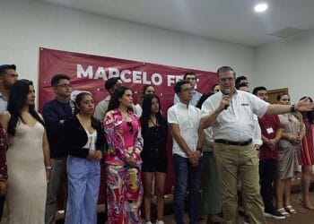 Marcelo Ebrard visita Puerto Vallarta