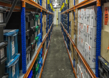 Propone AMLO banco de reserva de medicamentos