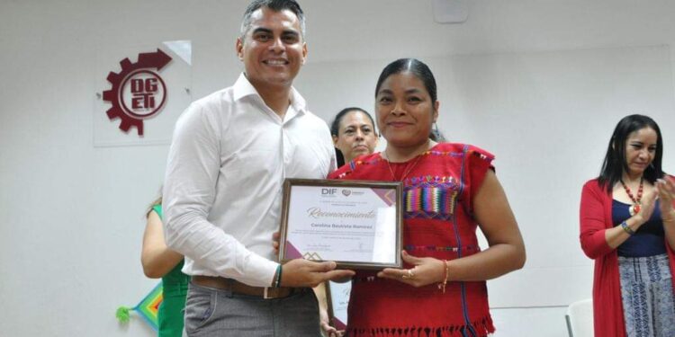 DIF de Puerto Vallarta promueve los derechos de las mujeres indígenas DIF de Puerto Vallarta promueve los derechos de las mujeres indígenas