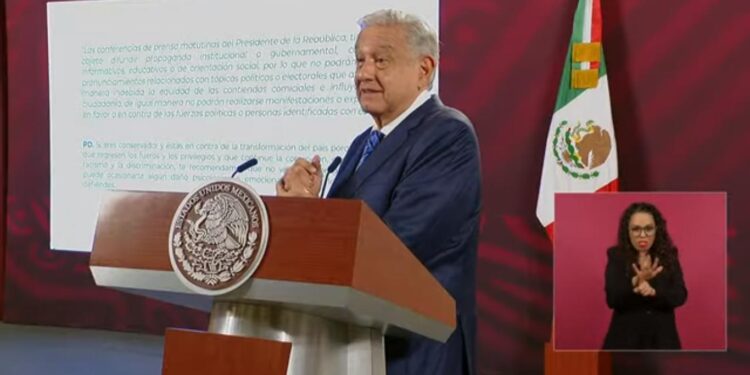 Obliga el INE a exhibir advertencia en La Mañanera Obliga el INE a exhibir advertencia en La Mañanera