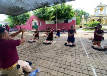 Bahía de Banderas conmemora el Día Mundial del Corazón con capacitación en RCP