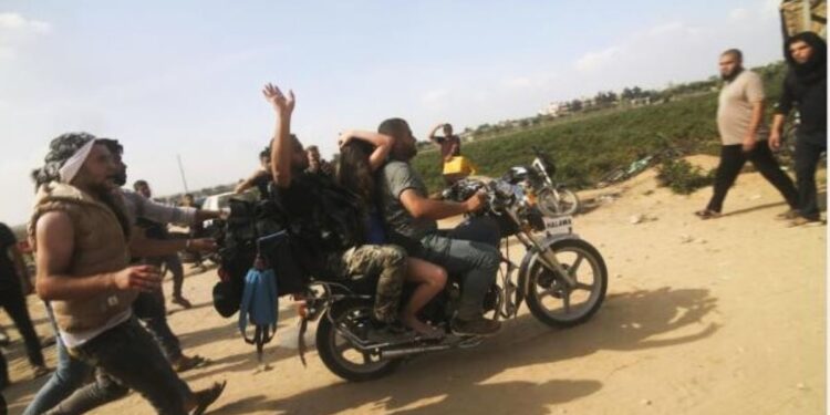 México negocia con Hamas e Israel por secuestrados México negocia con Hamas e Israel por secuestrados