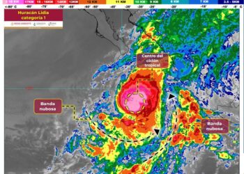 Huracán Lidia se aproxima a Bahía de Banderas y Puerto Vallarta
