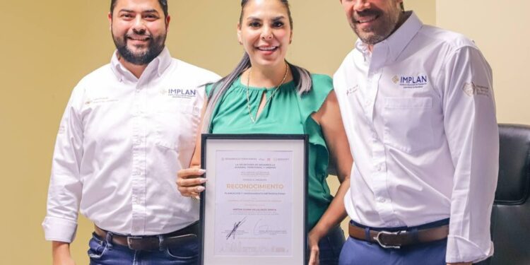 Bahía de Banderas se destaca a nivel nacional por su excelencia en ordenamiento metropolitano Bahía de Banderas se destaca a nivel nacional por su excelencia en ordenamiento metropolitano