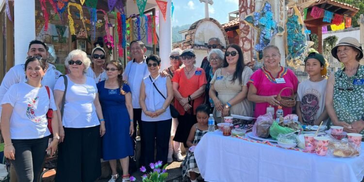 Conmemora el Profe Michel la celebración Día de Muertos
